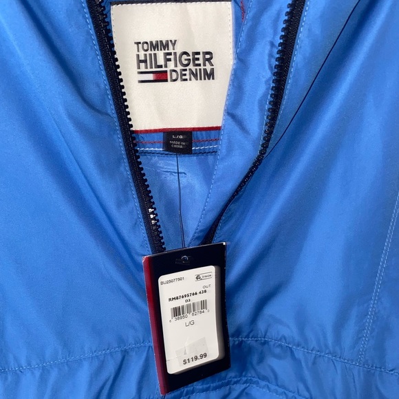 🍒Tommy Hilfiger windbreaker🍒 - Picture 3 of 6